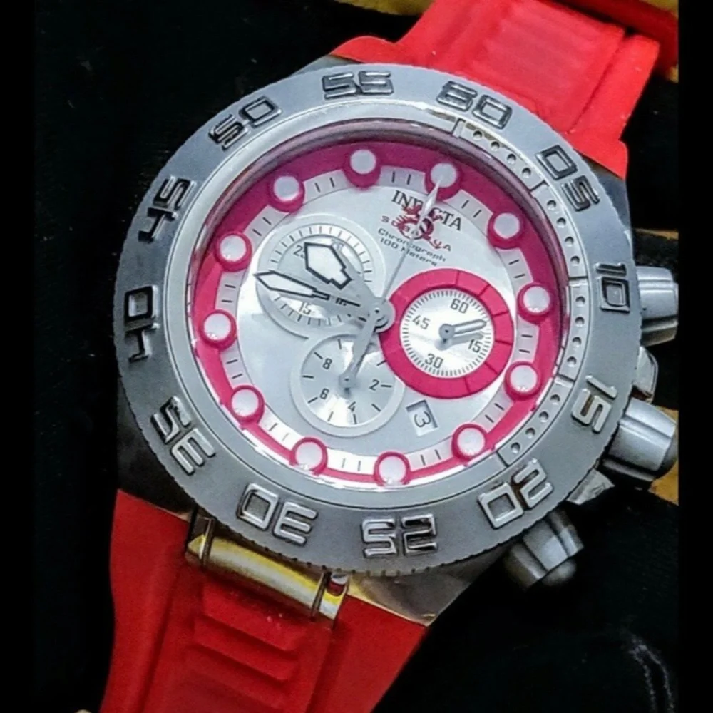 Invicta Subaqua Sporty Red Swiss Chrono Men's Watch